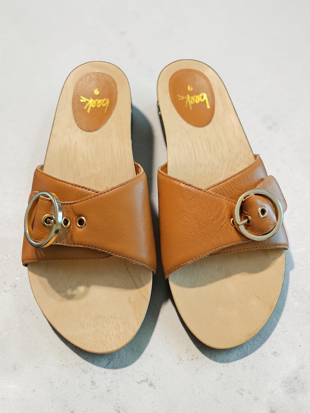 NWOT beek Tan Leather Slide Sandals with Gold Buckle